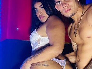 COUPLESEXLATIN Webcam