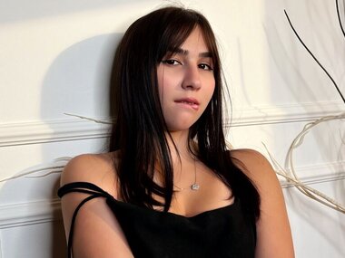 MonicaVane Webcam