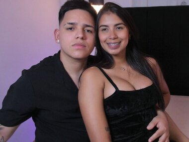 PaulaAndJosue Webcam