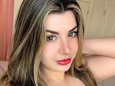 SarinaSapphire Webcam