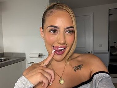 AlainaRosee Webcam