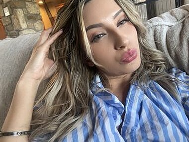 FlirtQueenX69 Webcam