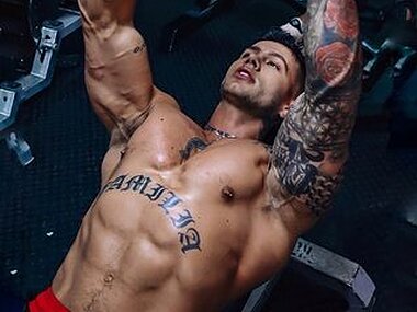 Aron Price Webcam