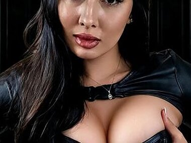 Mistress Kay Webcam