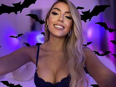 Skye Rhodes Webcam