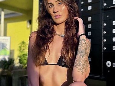 Tiny_Taylorr Webcam